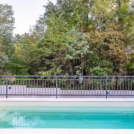 2 Bedroom Beautiful In *