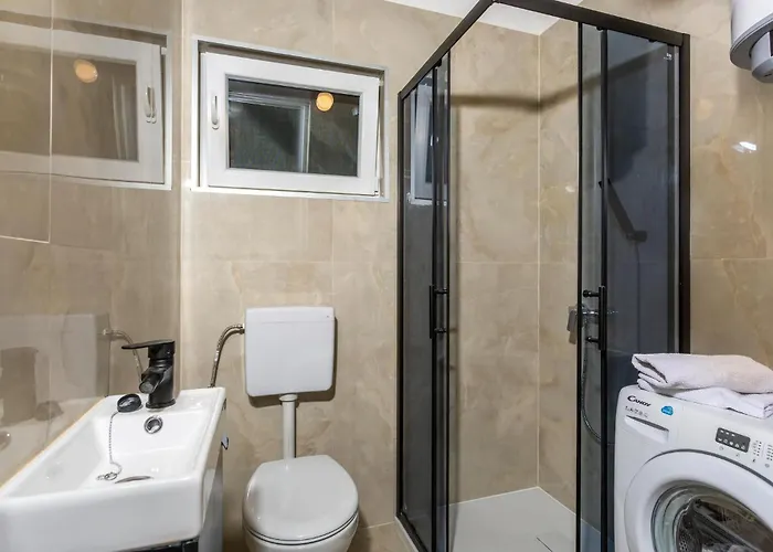بيت للعطل 2 Bedroom Beautiful In